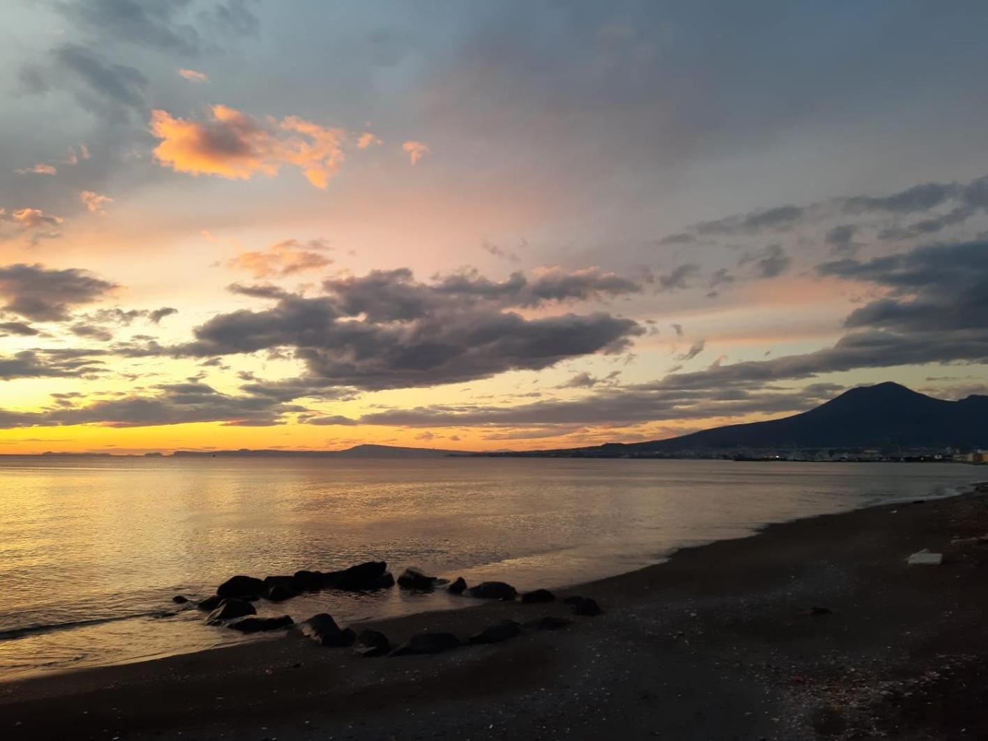 Апартаменти Casa Andrea Tra Napoli E Sorrento Кастелламмаре-ді-Стабія Номер фото